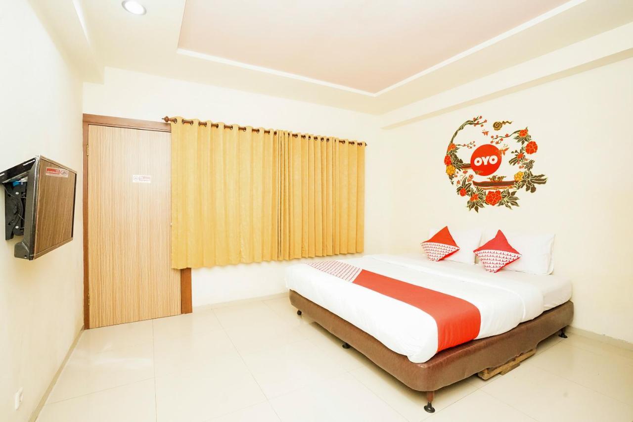 Reddoorz @ Panglima Sudirman Hotel Surabaya Buitenkant foto
