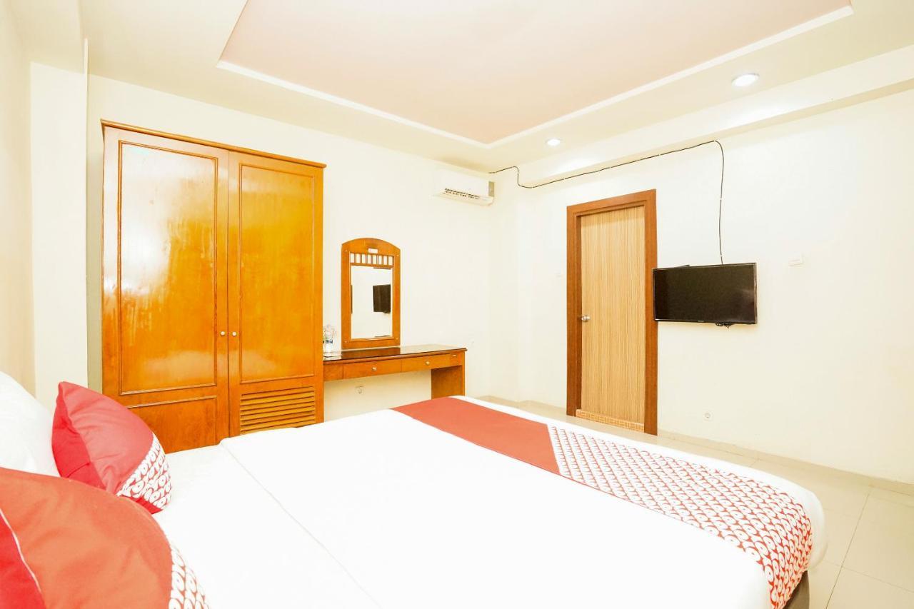 Reddoorz @ Panglima Sudirman Hotel Surabaya Buitenkant foto